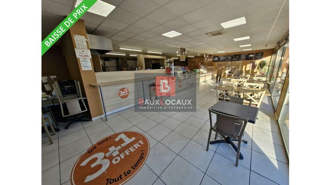 Local commercial de 280m² à vendre à Marignane