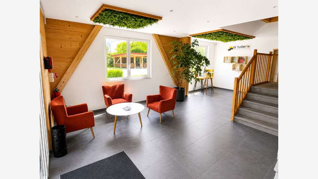 Local commercial de 64m² à louer à Saint-Jorioz