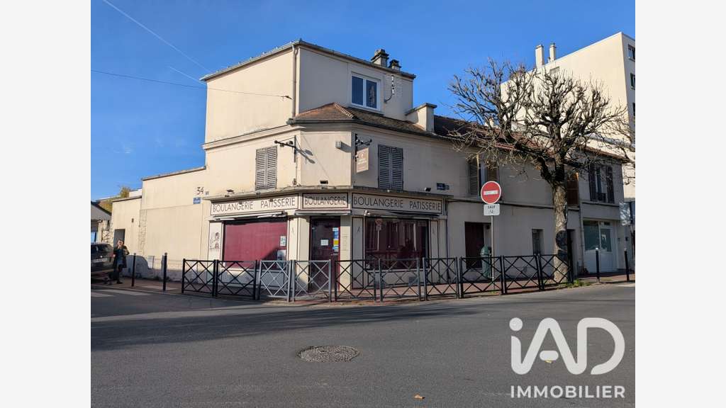 Vente boutique d’angle 35m² à Saint-Maur Adamville