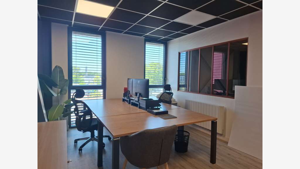 Bureaux 86m² R+2 à Challans Zone Pole Activ Ocean