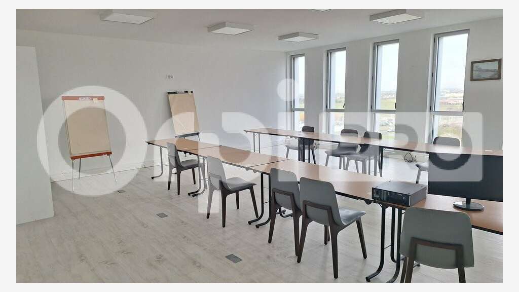Vente bureaux 468m² très bon état à Saint-Nazaire