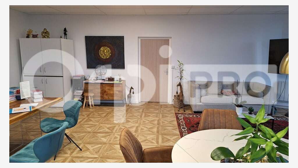 Vente bureaux 468m² très bon état à Saint-Nazaire