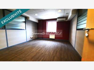 Vente local commercial 295m² à Ablis
