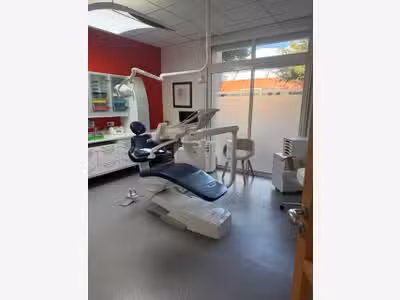 LOCAL PROFESSIONNEL A VENDRE ANGERS