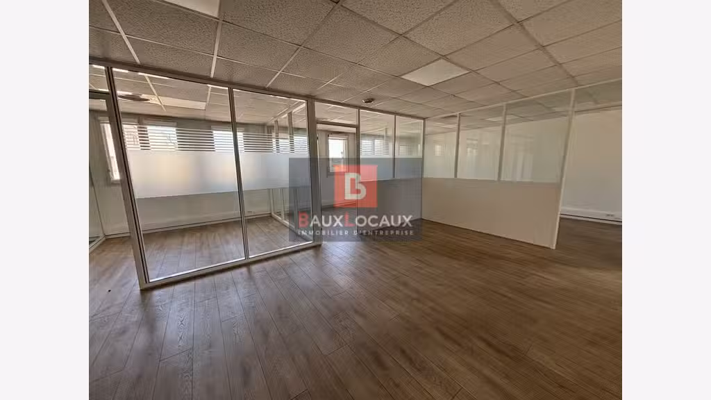 A Vendre - Bureaux d'environ 92 m² - Avignon