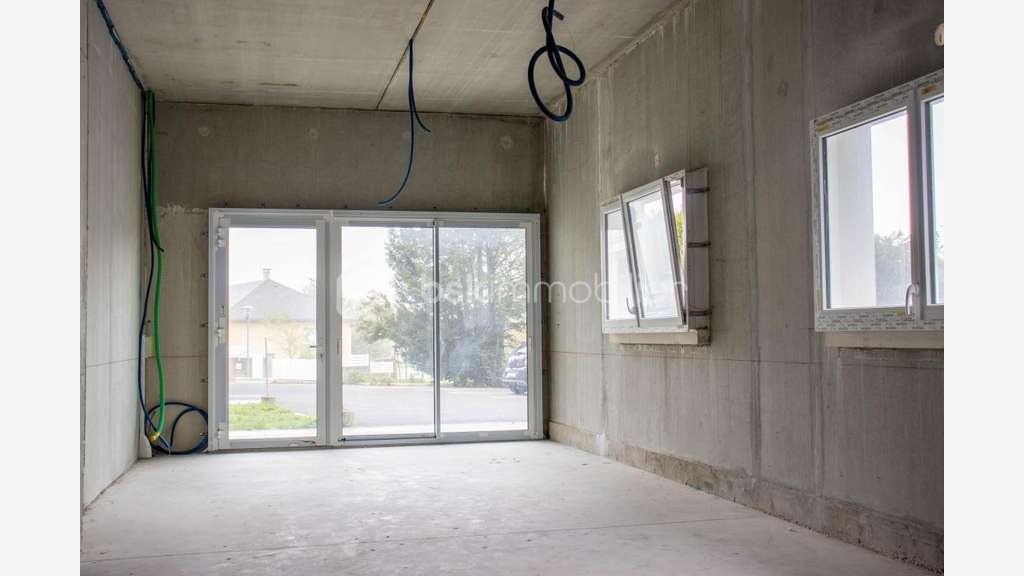 Local de 71 m² de plain-pied pour professionnel