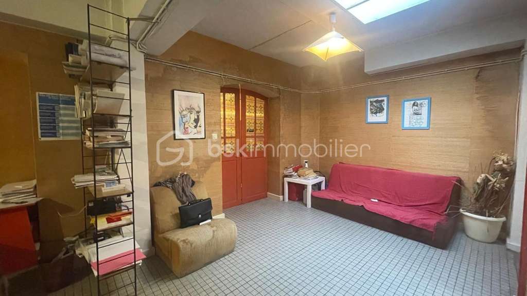 AV Local professionnel 172m² Beauvais hyper centre