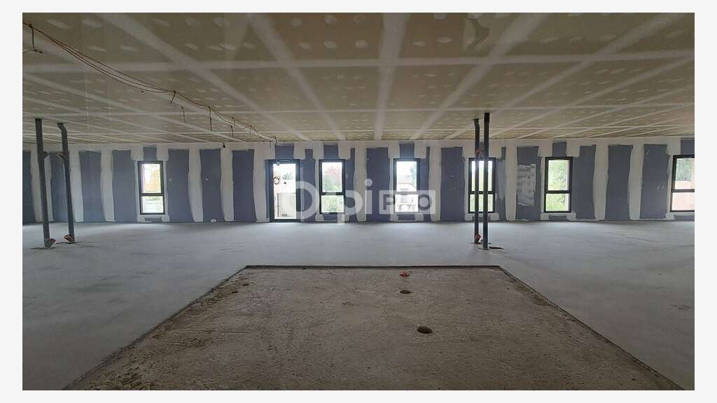 A vendre local professionnel 324m² à l'Est de Pau