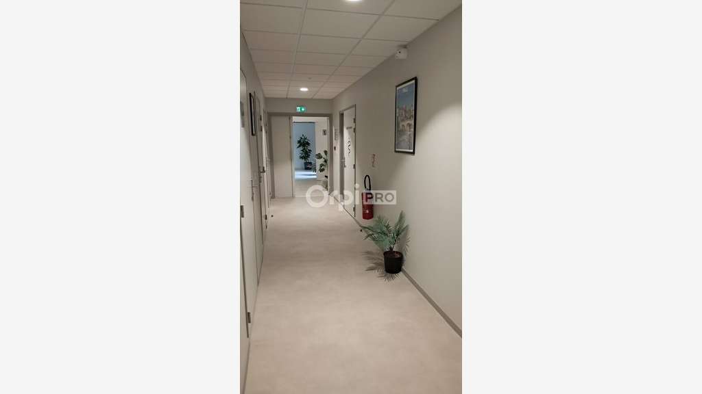 A vendre bureau dans centre médical, Est de Pau