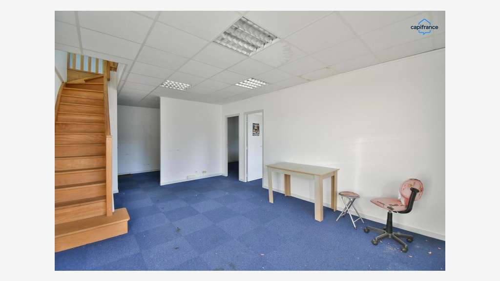 Local bureaux de 91m² à vendre en ZFU à Blois (41)