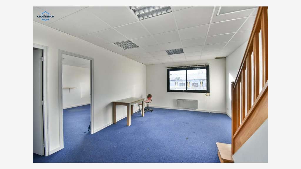 Local bureaux de 91m² à vendre en ZFU à Blois (41)