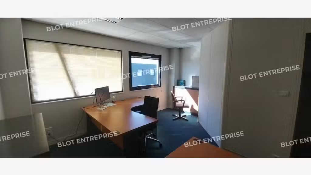A vendre bureaux 380m² excellent état à Brest