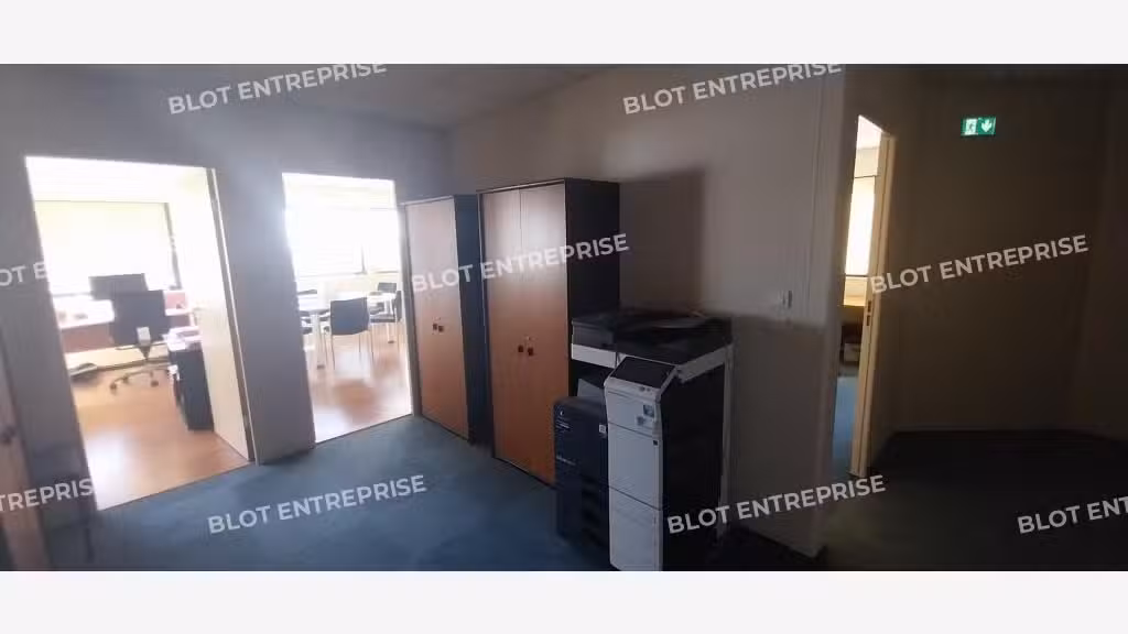 A vendre bureaux 380m² excellent état à Brest