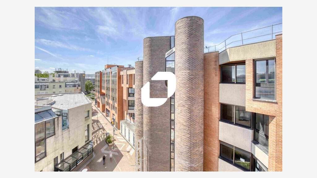 Vente Bureaux 1581m² Cergy