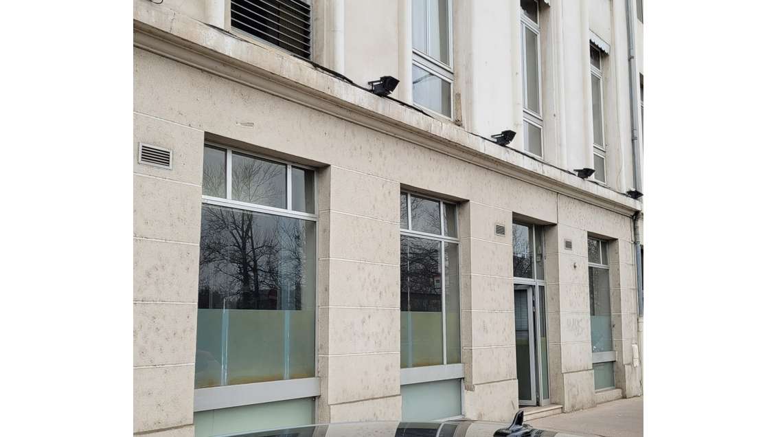 Vente bureau commercial 100m² Lyon 4/ Caluire