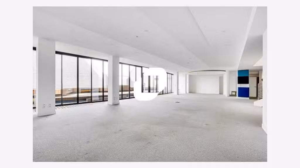 Vente Bureaux 492m² Courbevoie