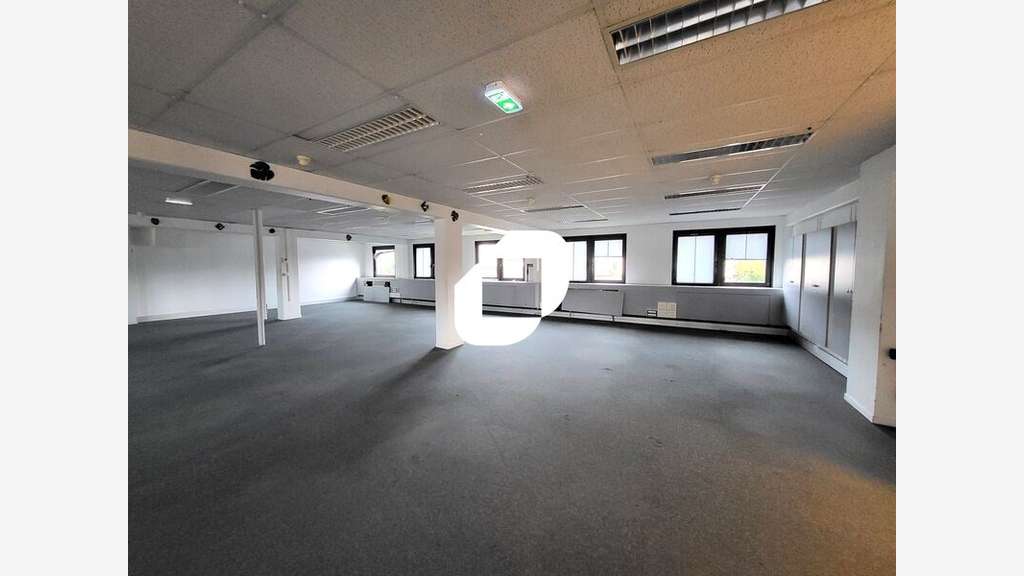 Vente Bureaux 1152m² Croix