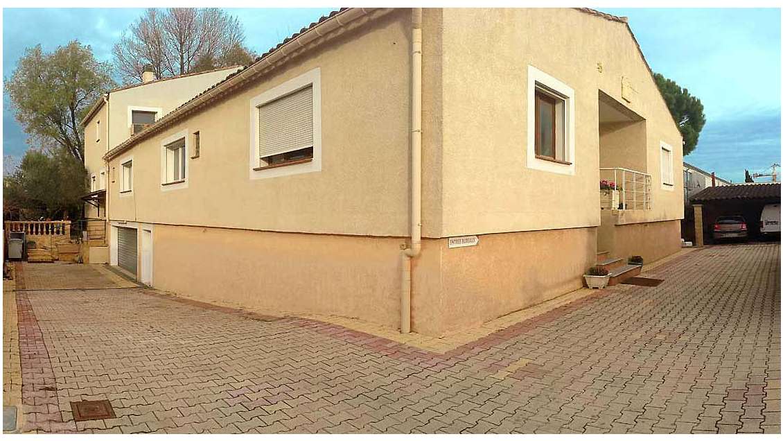 Vente local d'activité 600m² divisé en 3 à Fréjus