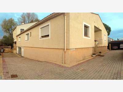 Vente local d'activité 600m² divisé en 3 à Fréjus
