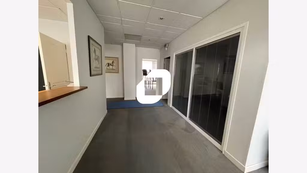 Vente Bureaux 250m² Evry courcouronnes