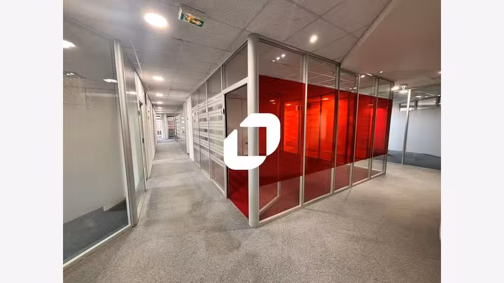 Vente Bureaux 1490m² Evry courcouronnes