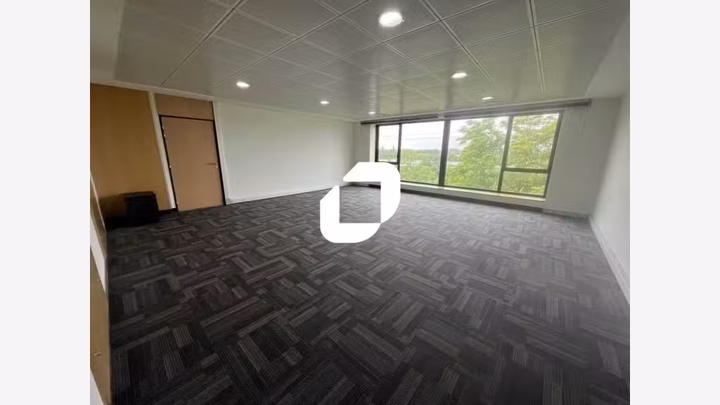 Vente Bureaux 50m² Evry courcouronnes