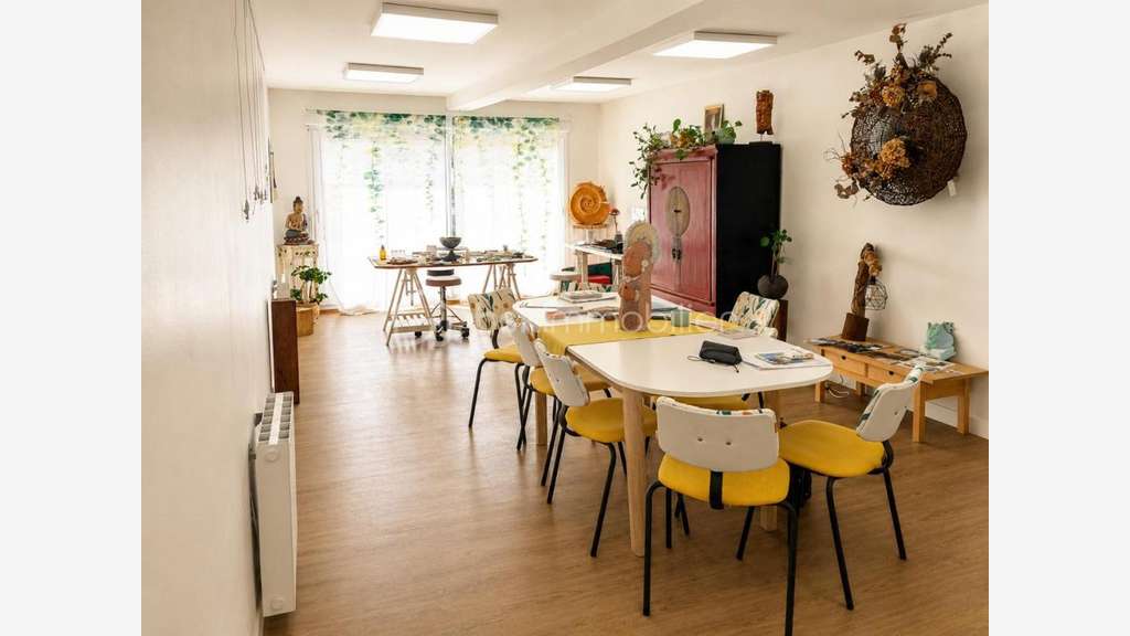 Vente espace professionnel de 85m² à Frehel