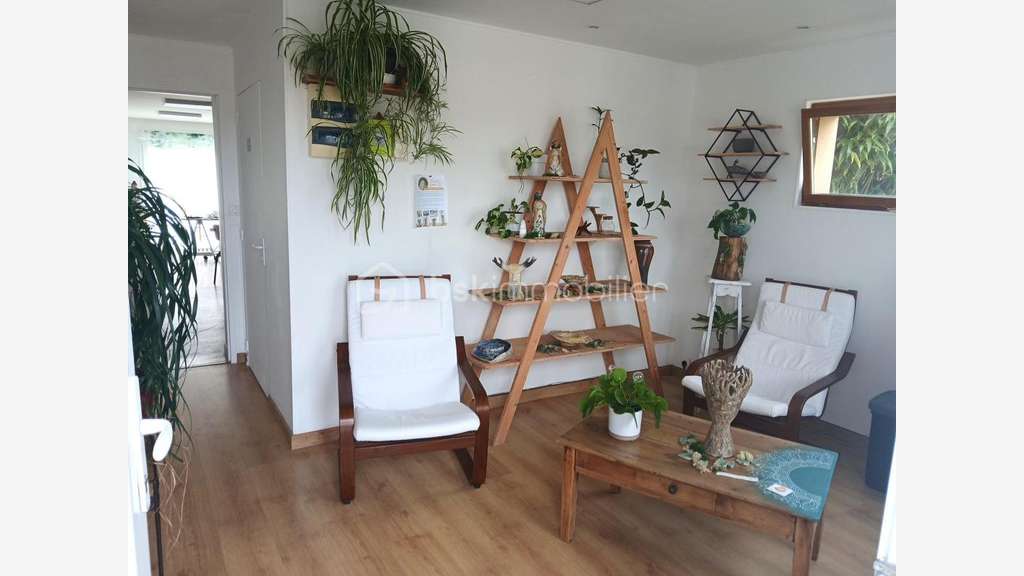 Vente espace professionnel de 85m² à Frehel
