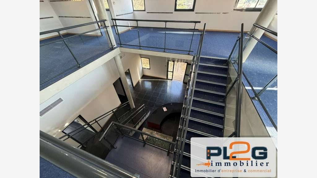 Immeuble de bureaux à vendre à Fréjus Capitou 