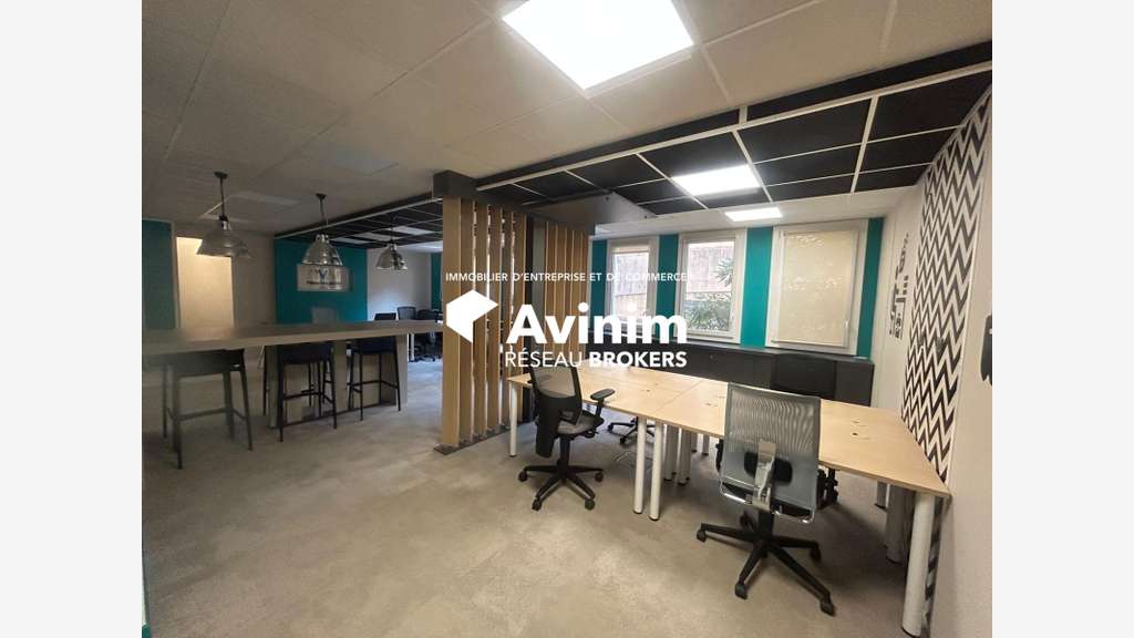 Vente plateau de bureaux de 97 m² entièrement r