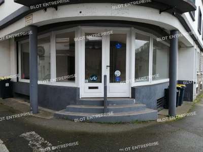 À VENDRE - LOCAL COMMERCIAL / BUREAUX - HENNEBONT 
