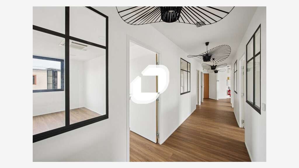 Vente Bureaux 1052m² Jouy en josas
