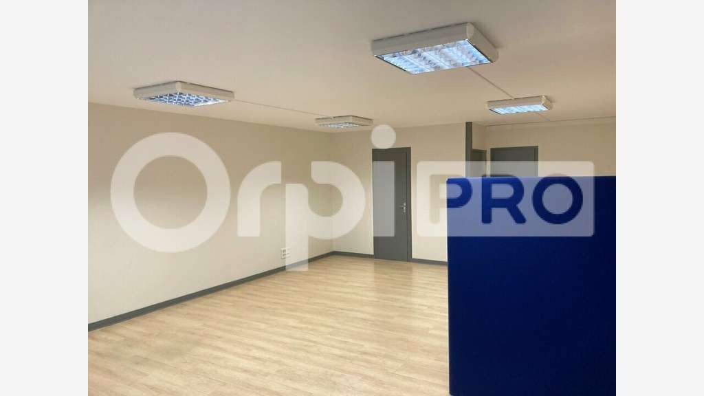 Murs loués de 46m² à vendre à La Rochelle centre