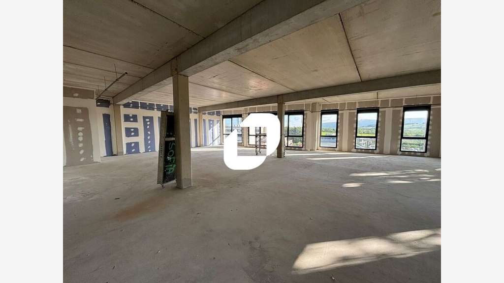 Vente Bureaux 600m² La tour de salvagny