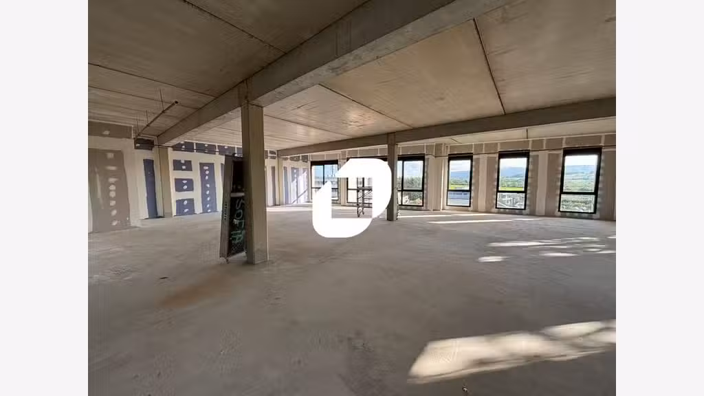 Vente Bureaux 600m² La tour de salvagny