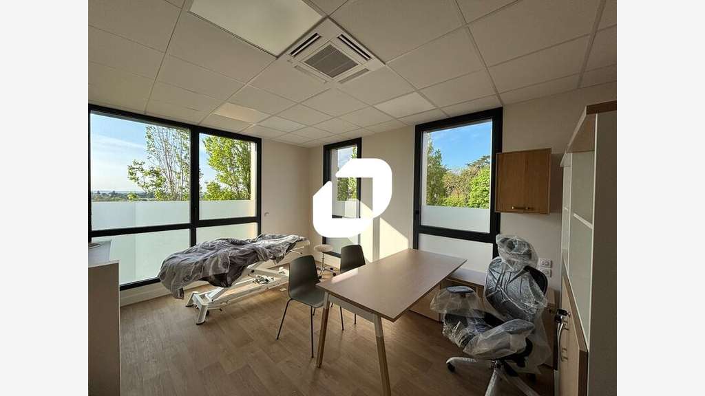 Vente Bureaux 600m² La tour de salvagny