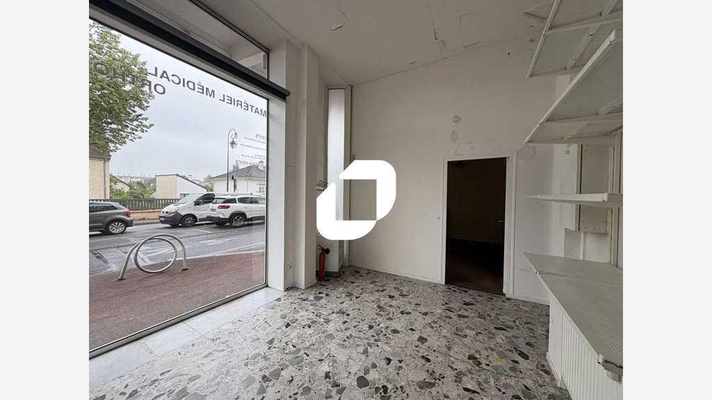 Vente Bureaux 166m² Les clayes sous bois