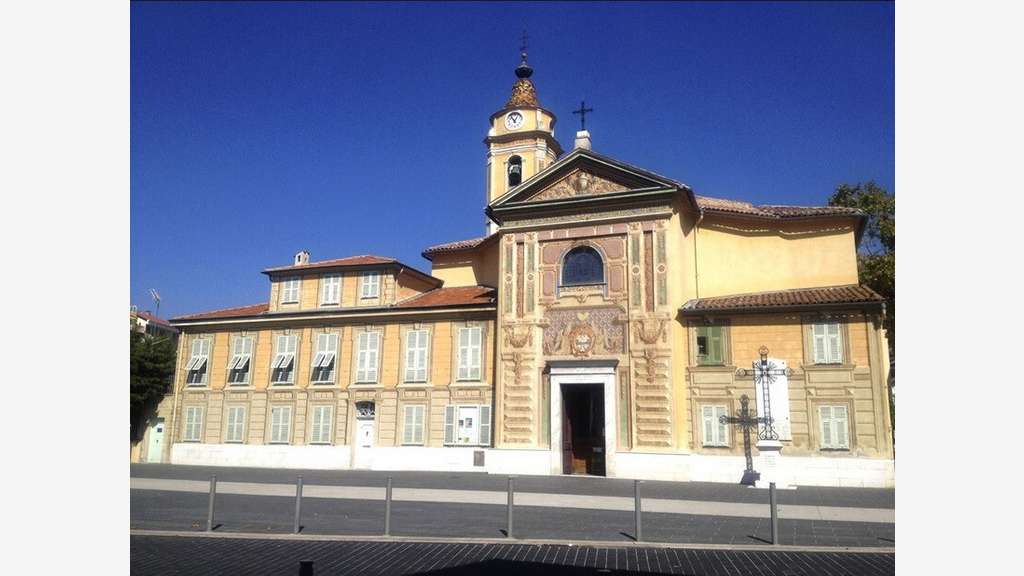 Vente local professionnel 71m² NICE est 06300