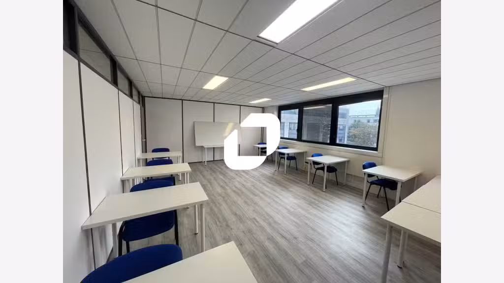 Vente Bureaux 186m² Lognes