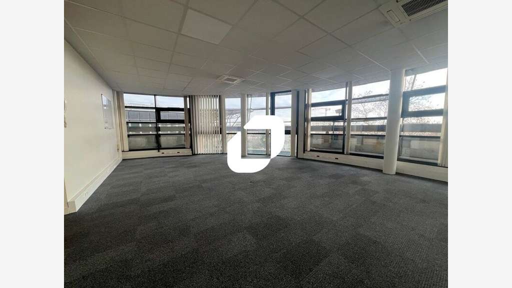 Vente Bureaux 310m² Melun