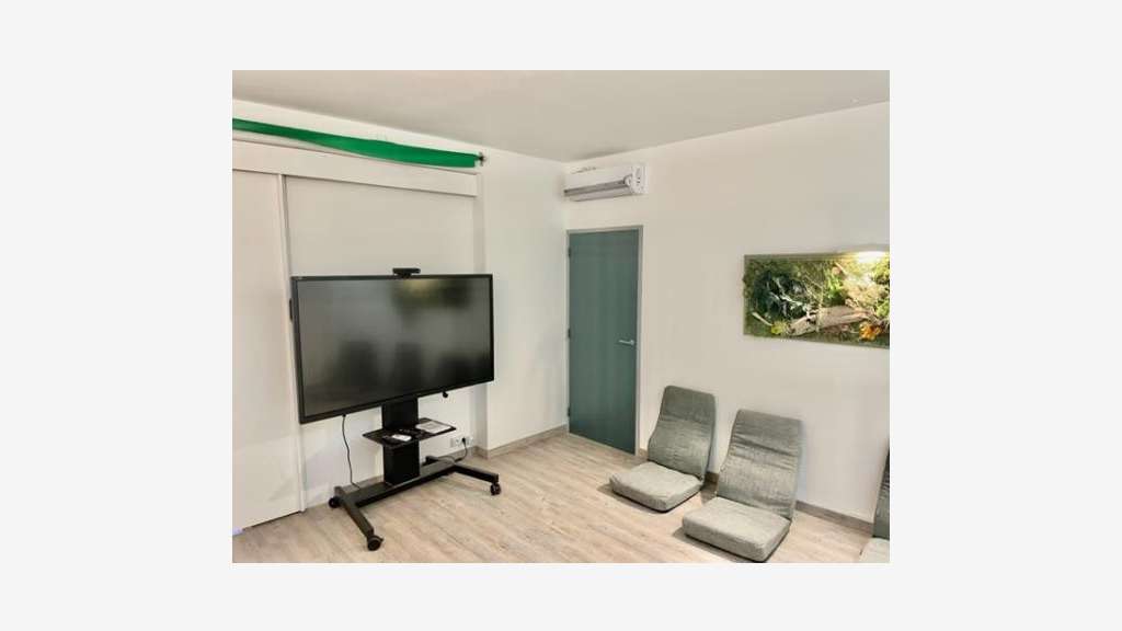 Vente bureau 193m² RDC PMR/ERP à Monfavet