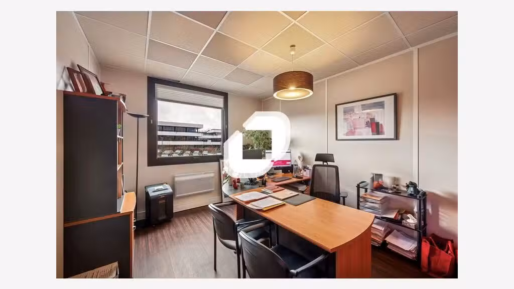 Vente Bureaux 347m² Montigny le bretonneux