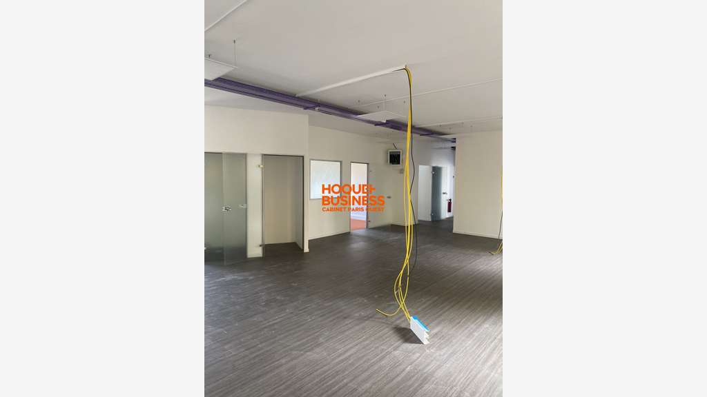 VENTE MURS DE BUREAUX 580 M² -