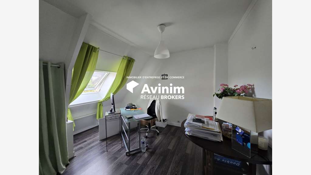 A VENDRE BUREAUX ERP 5 IDEAL PROFESSIONS LIBERALES