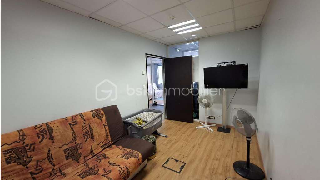 Vente bureaux activité occupé 138m² à Montreuil
