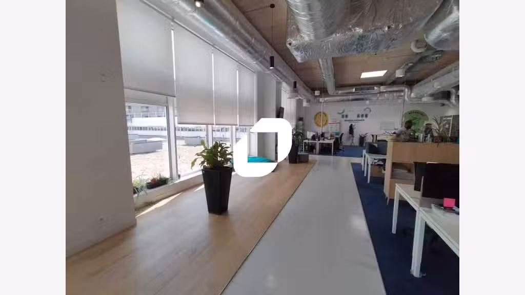 Vente Bureaux 879m² Montreuil