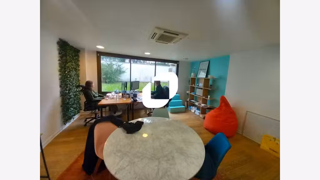 Vente Bureaux 295m² Montrouge