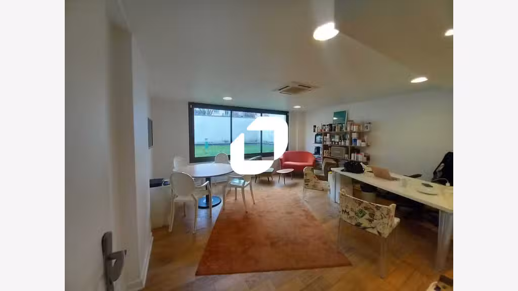 Vente Bureaux 295m² Montrouge
