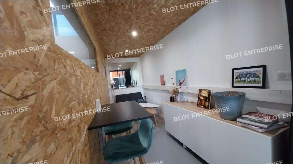 À vendre bureaux 230m² à Nantes Île Gloriette
