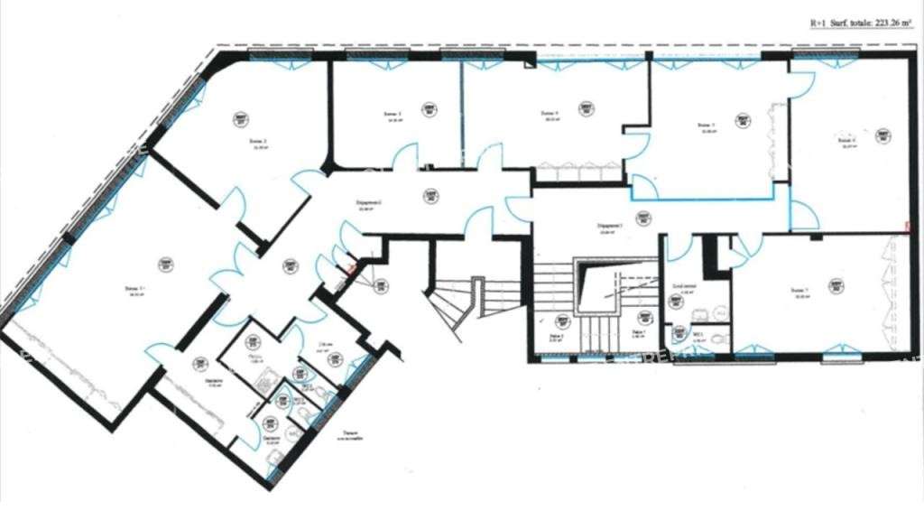 À VENDRE - À LOUER - BUREAUX - 322 M² - NANTES